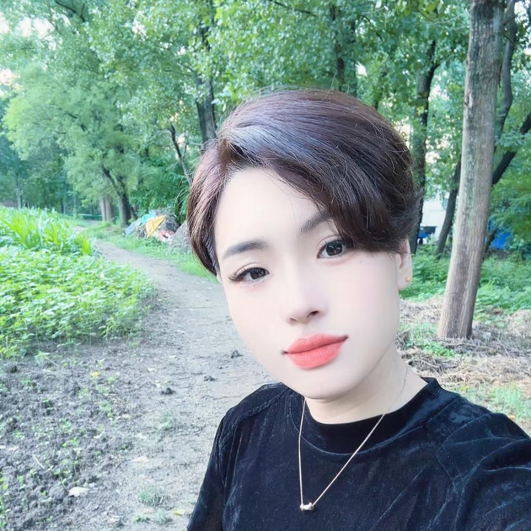周小妹单身和叔带两个孩子，