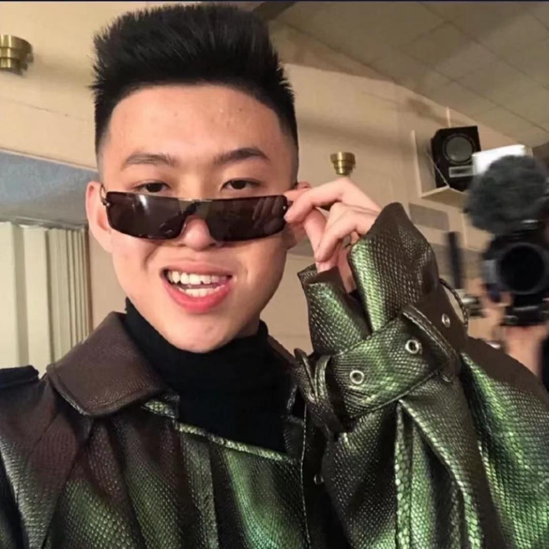 小小琦