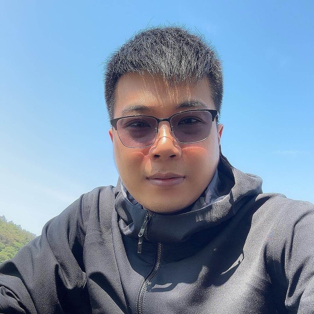 小爆子的头像