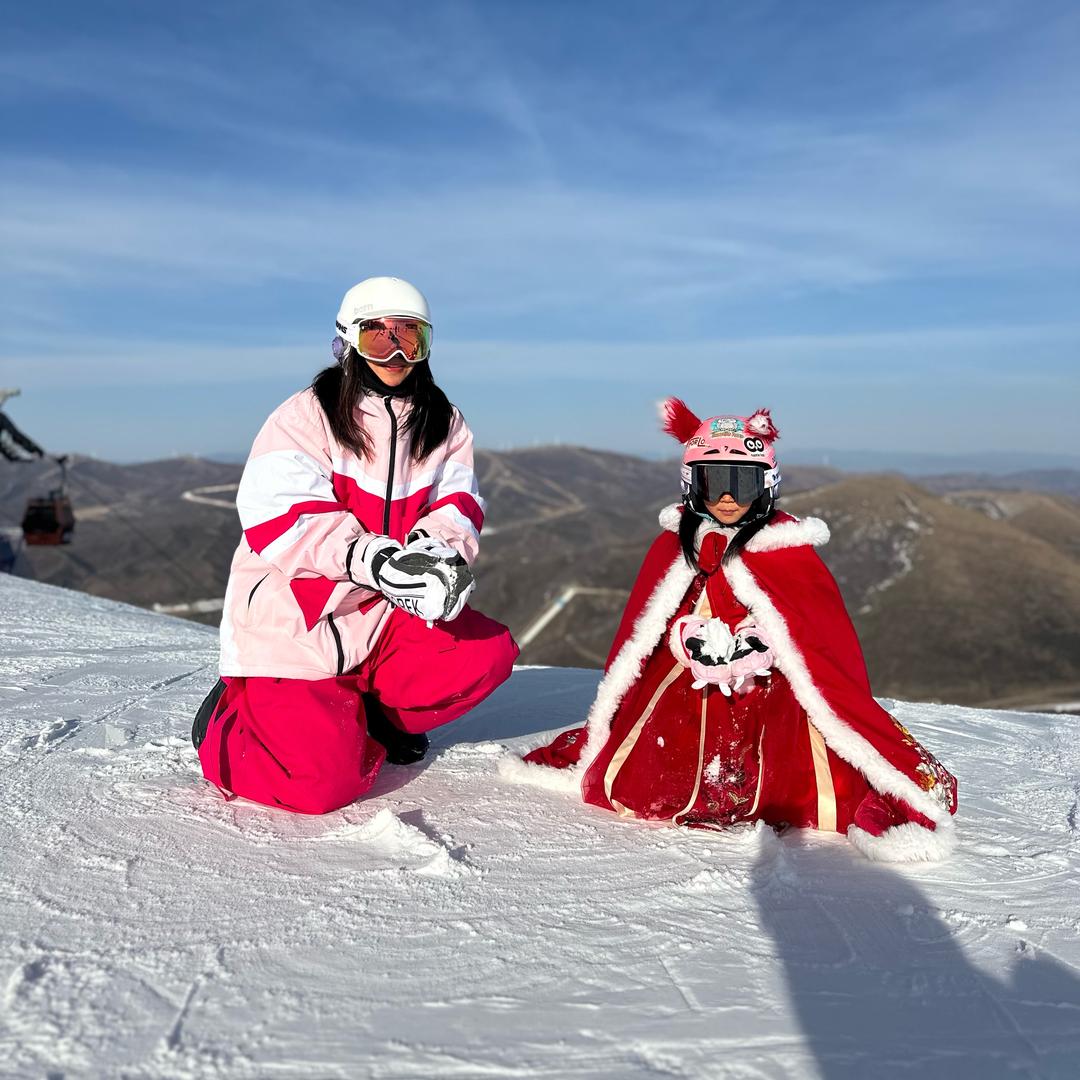 小雪花和妈妈