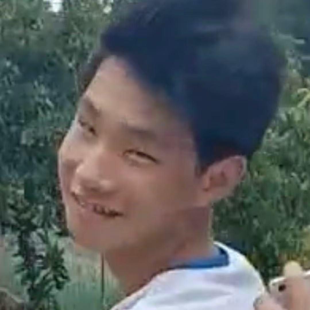 半吊子青年
