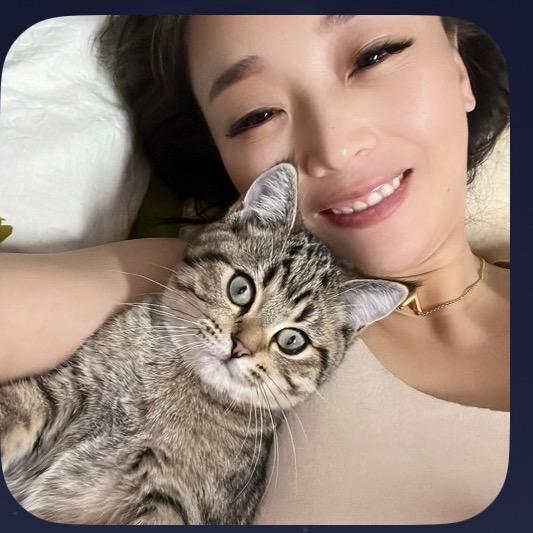 豆包的铲屎官