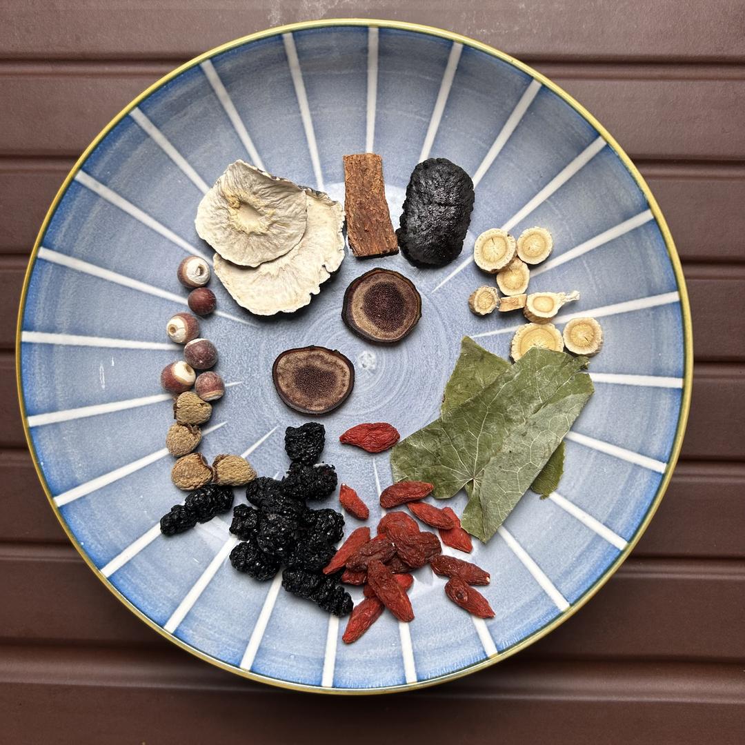 固益邦青玄专卖店彤彤