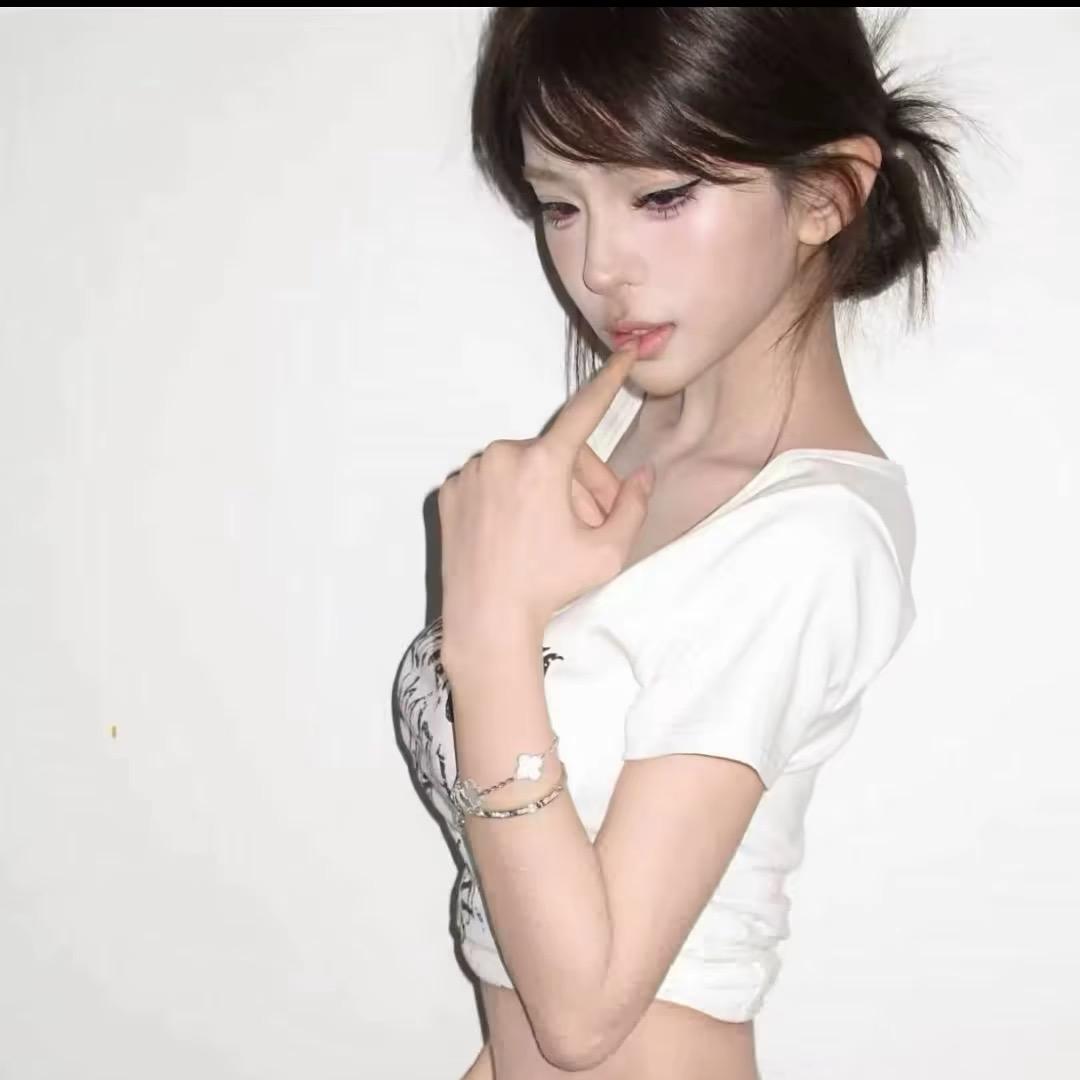 摆烂小鱼