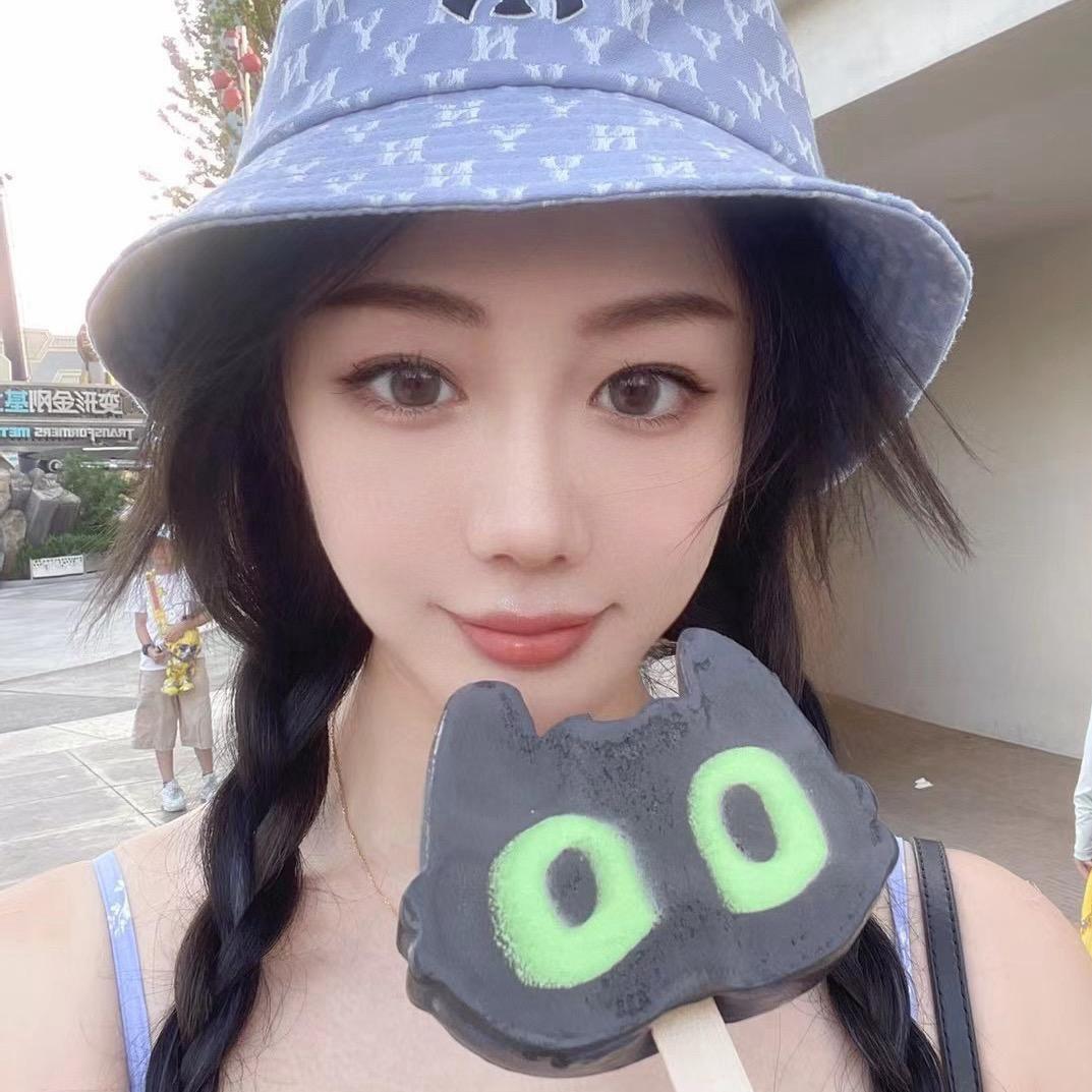 悠悠是小锦鲤