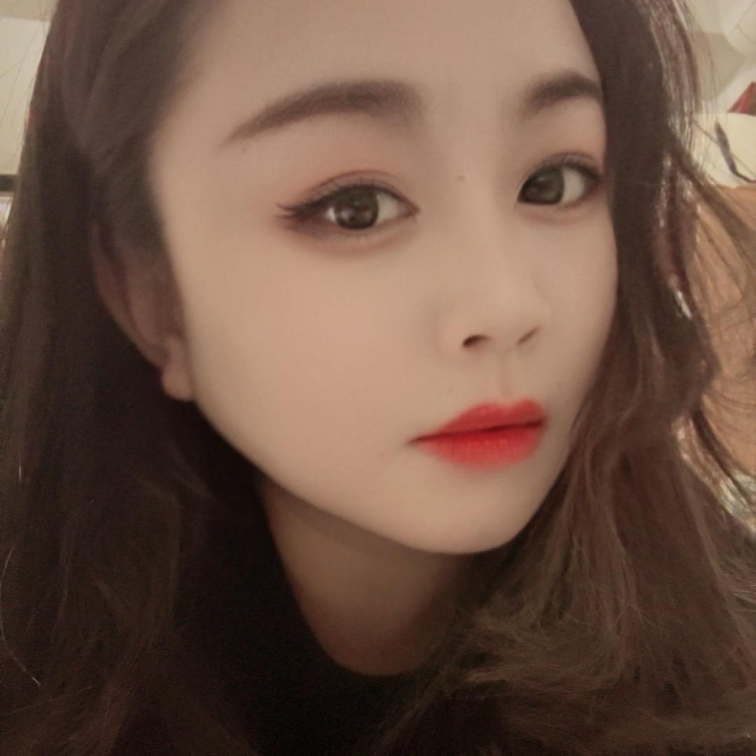 YU  NA