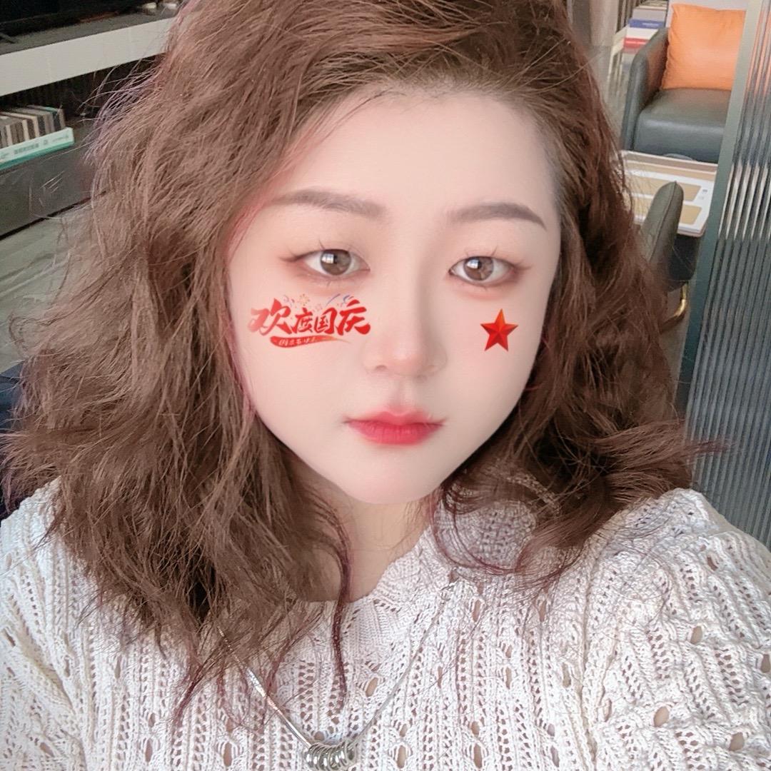 设计小何