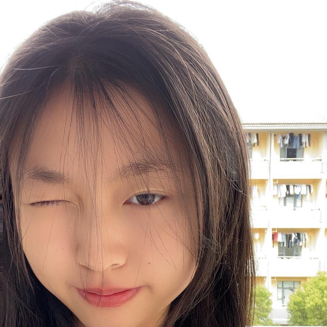 有梦想的咸鱼🎀