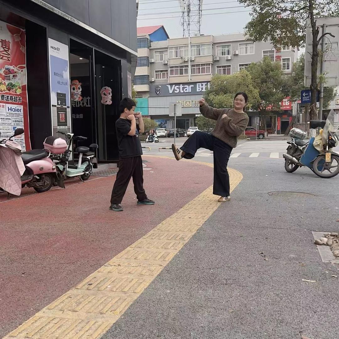 芦溪美大集成灶～章娜