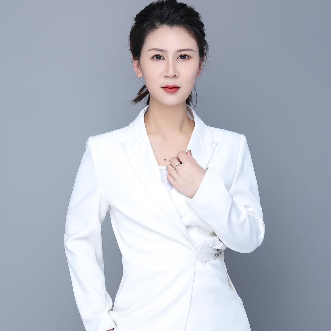 洛阳脸纪护肤的小姐姐