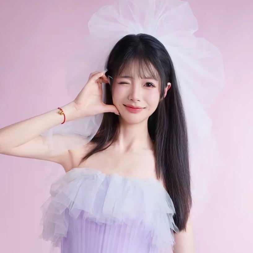 谭 谭🍀¹¹´⁴ 小号