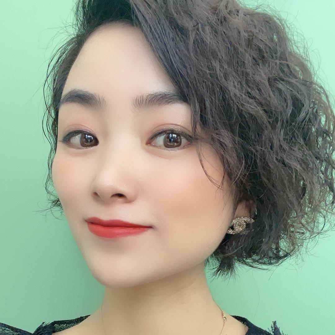 兴化市SENSE养丝美容馆