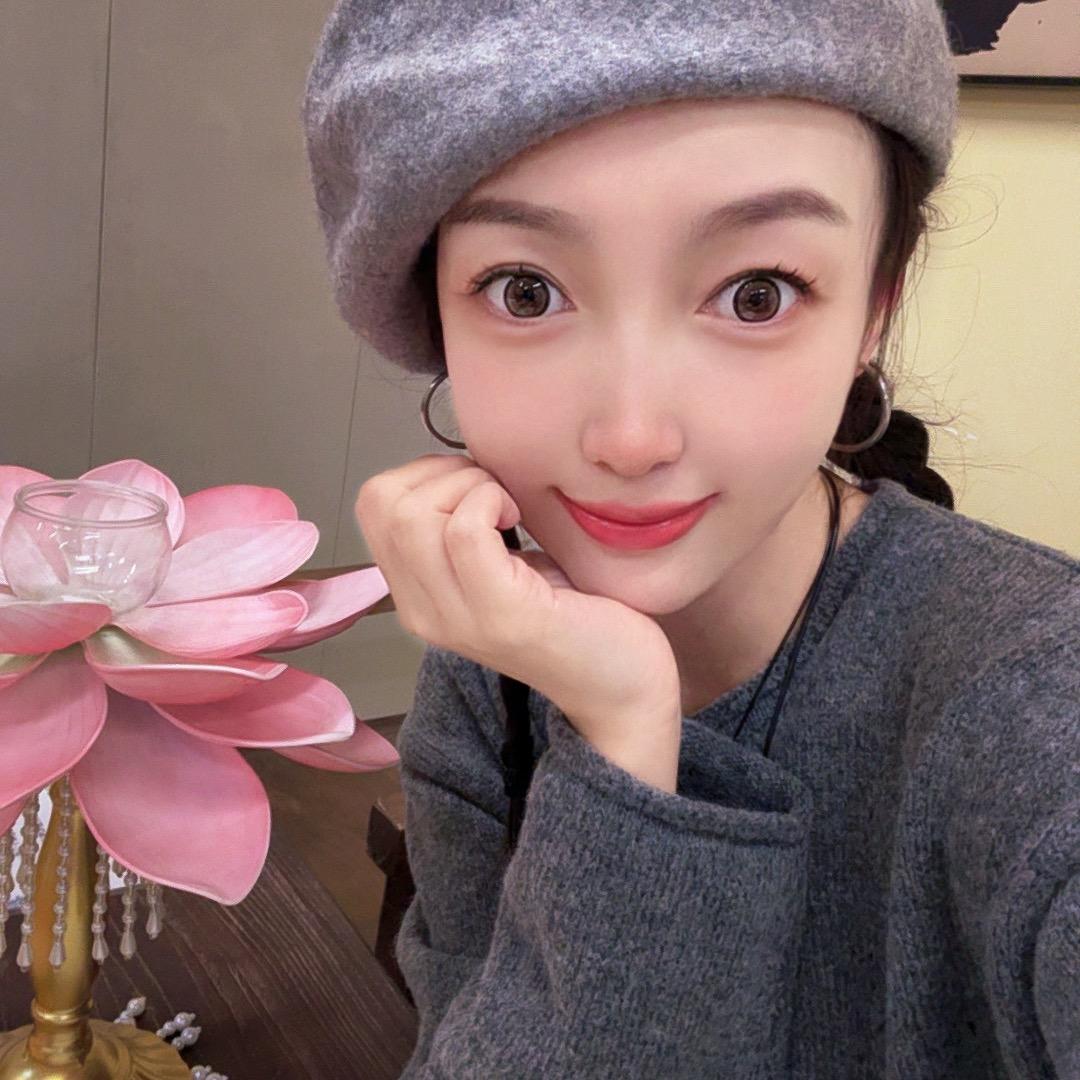 校校的朋友圈吖🌈