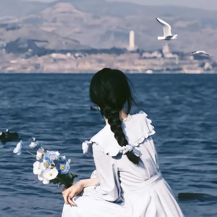 浅浅笑