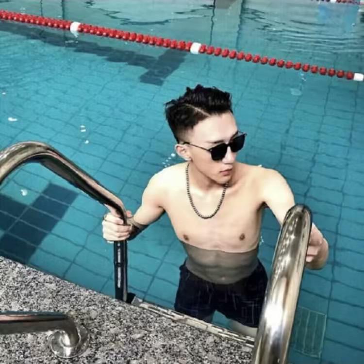 有点困-