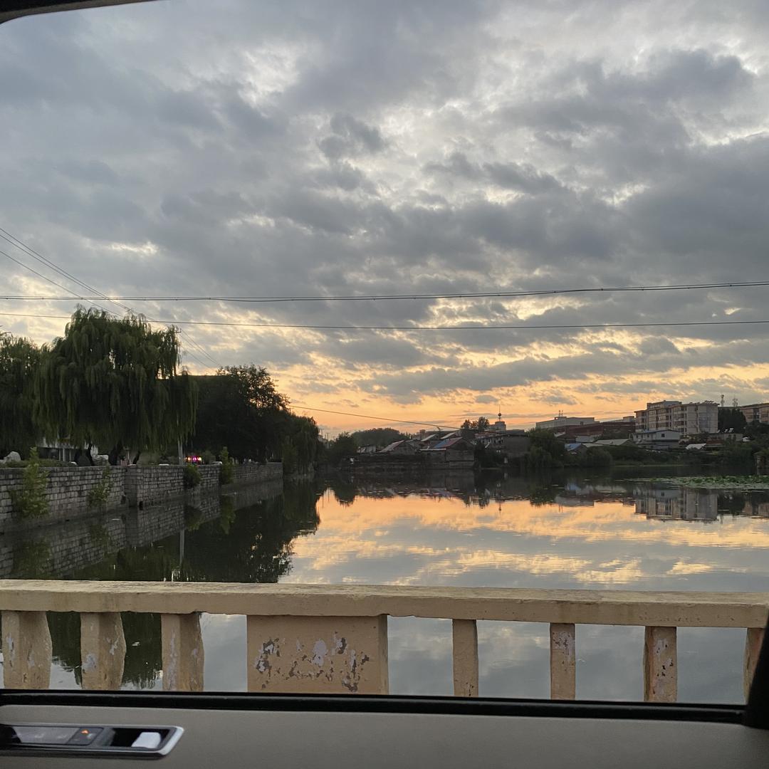 临沂兰山区仲辰商贸