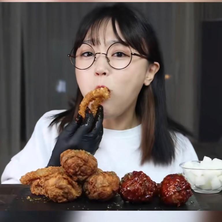 佛山为食荳莎一起走生活