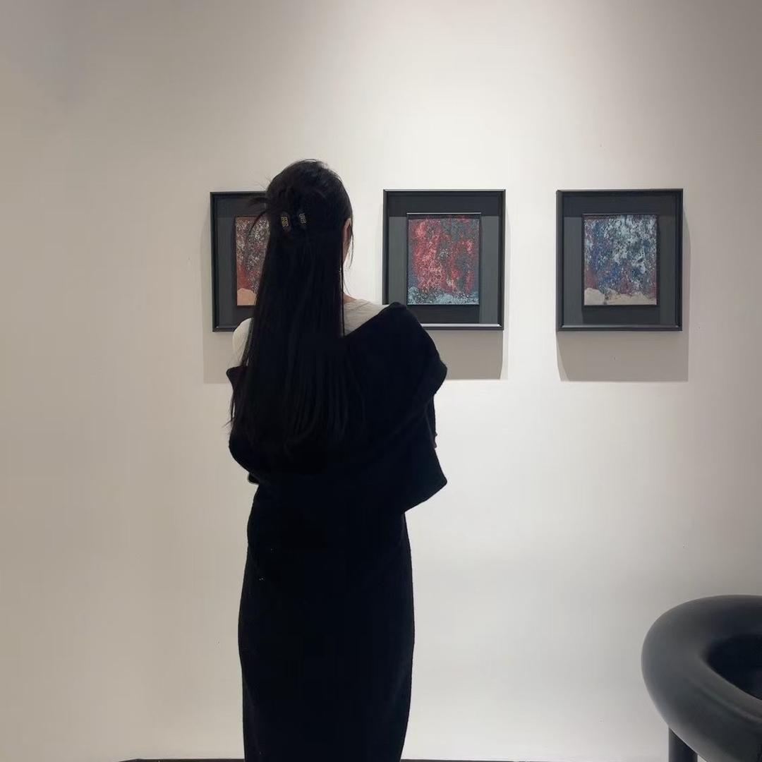 🦋 姗 .