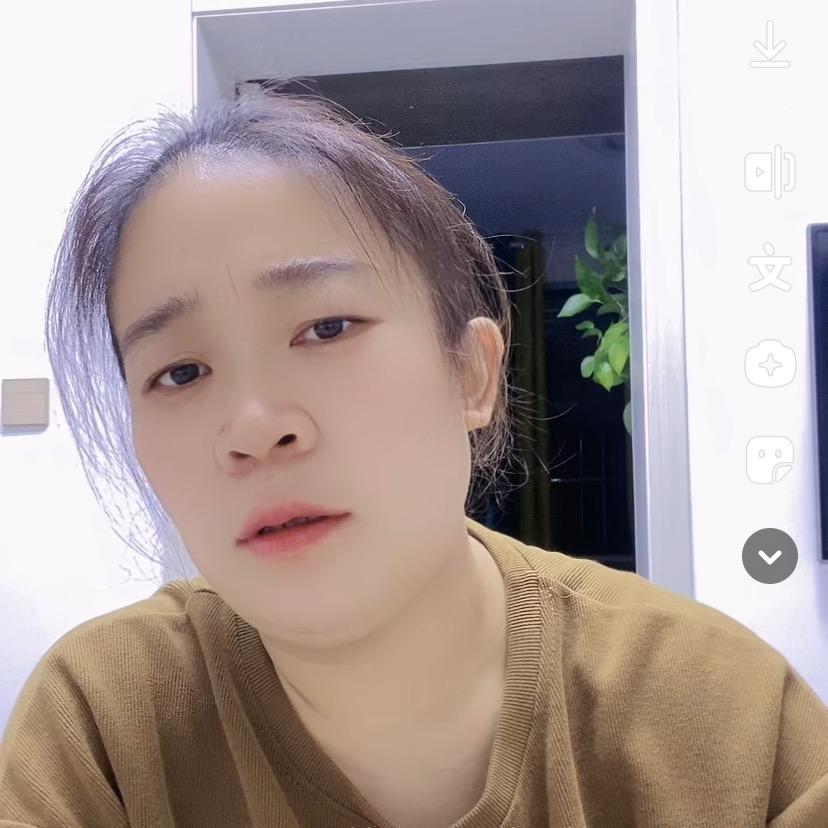 晨晨吖