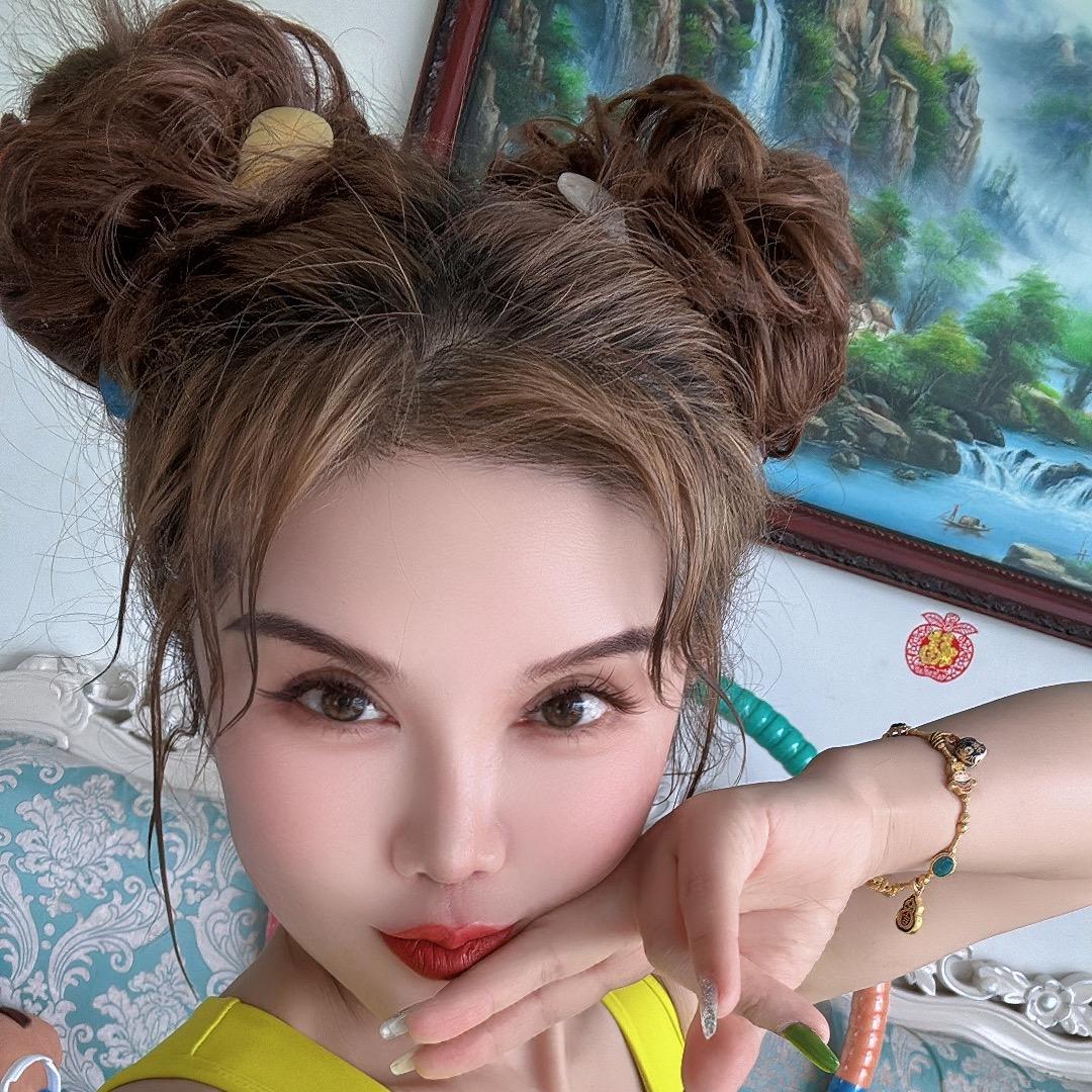 凌子爱护肤