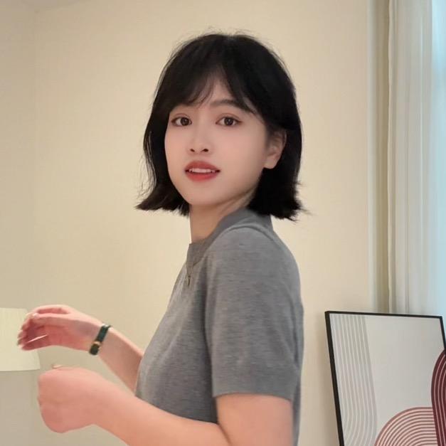 芊芊服装定制