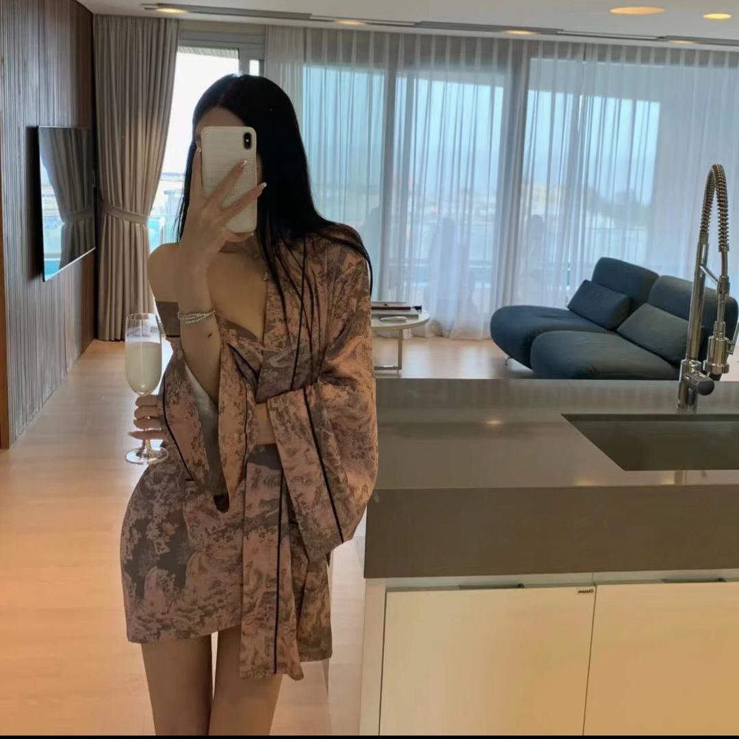 倩倩吖