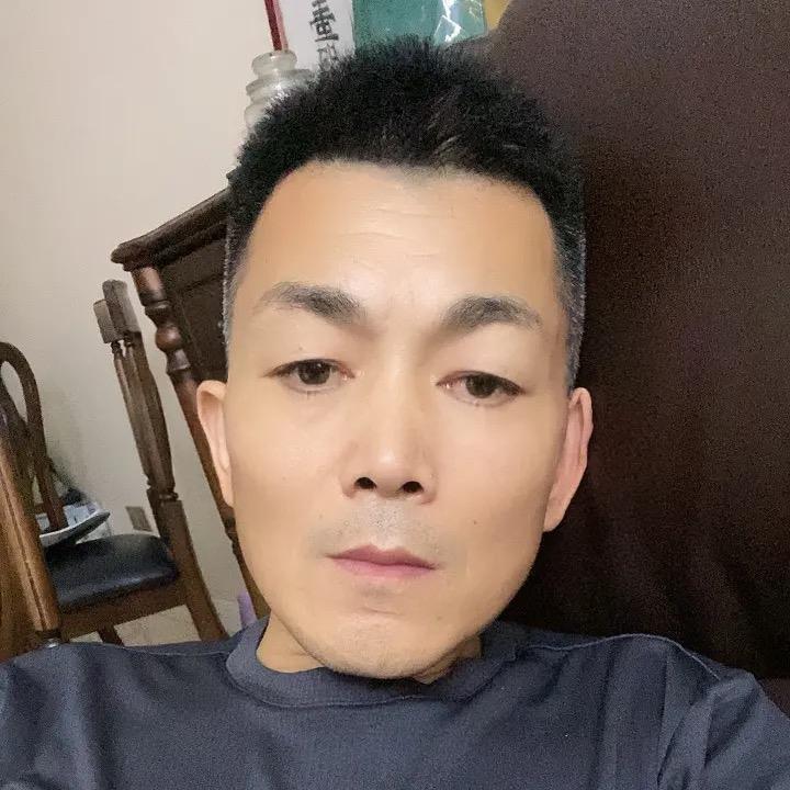 芜湖万华禾香板总代理许先生