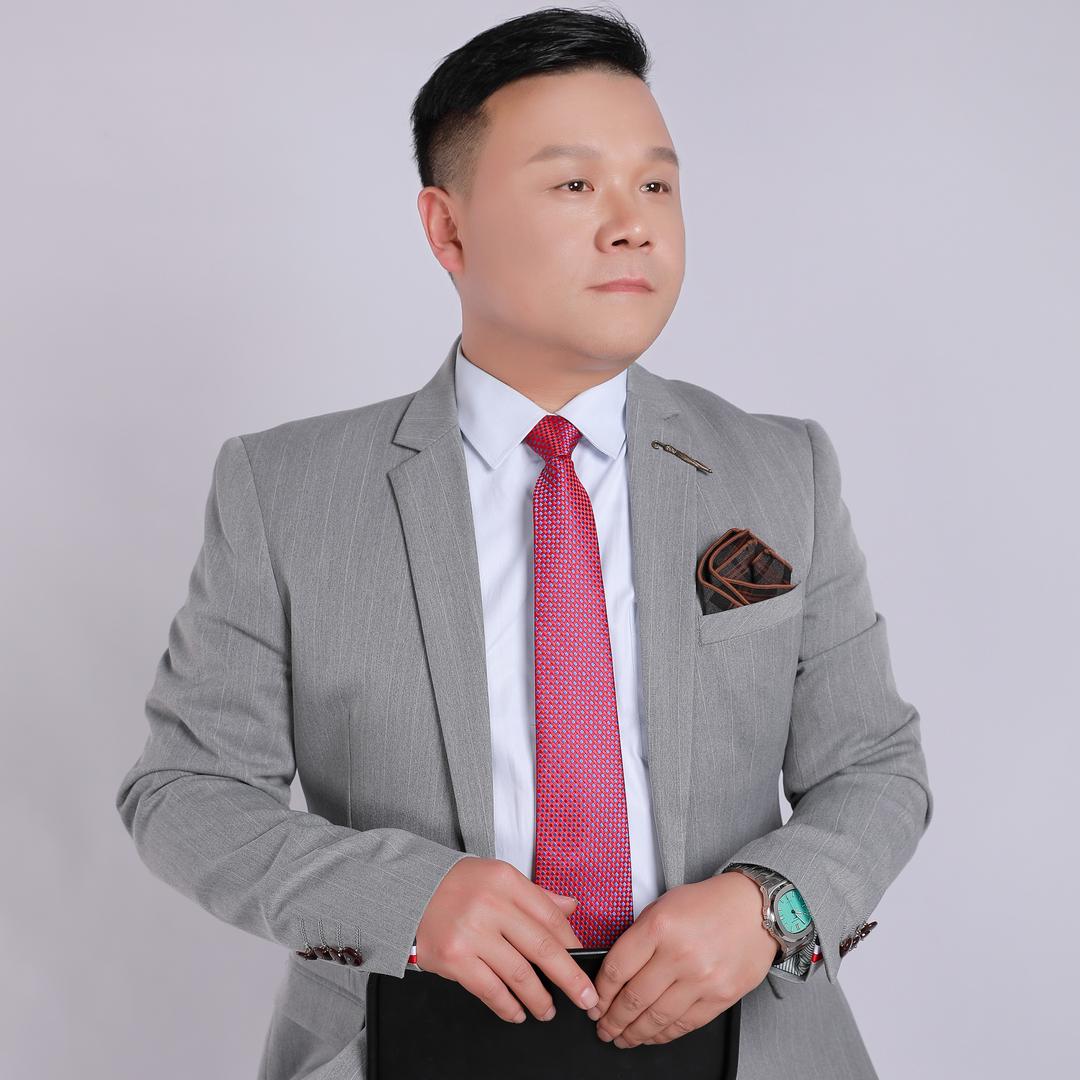 歌手谈伟《今生情依旧》