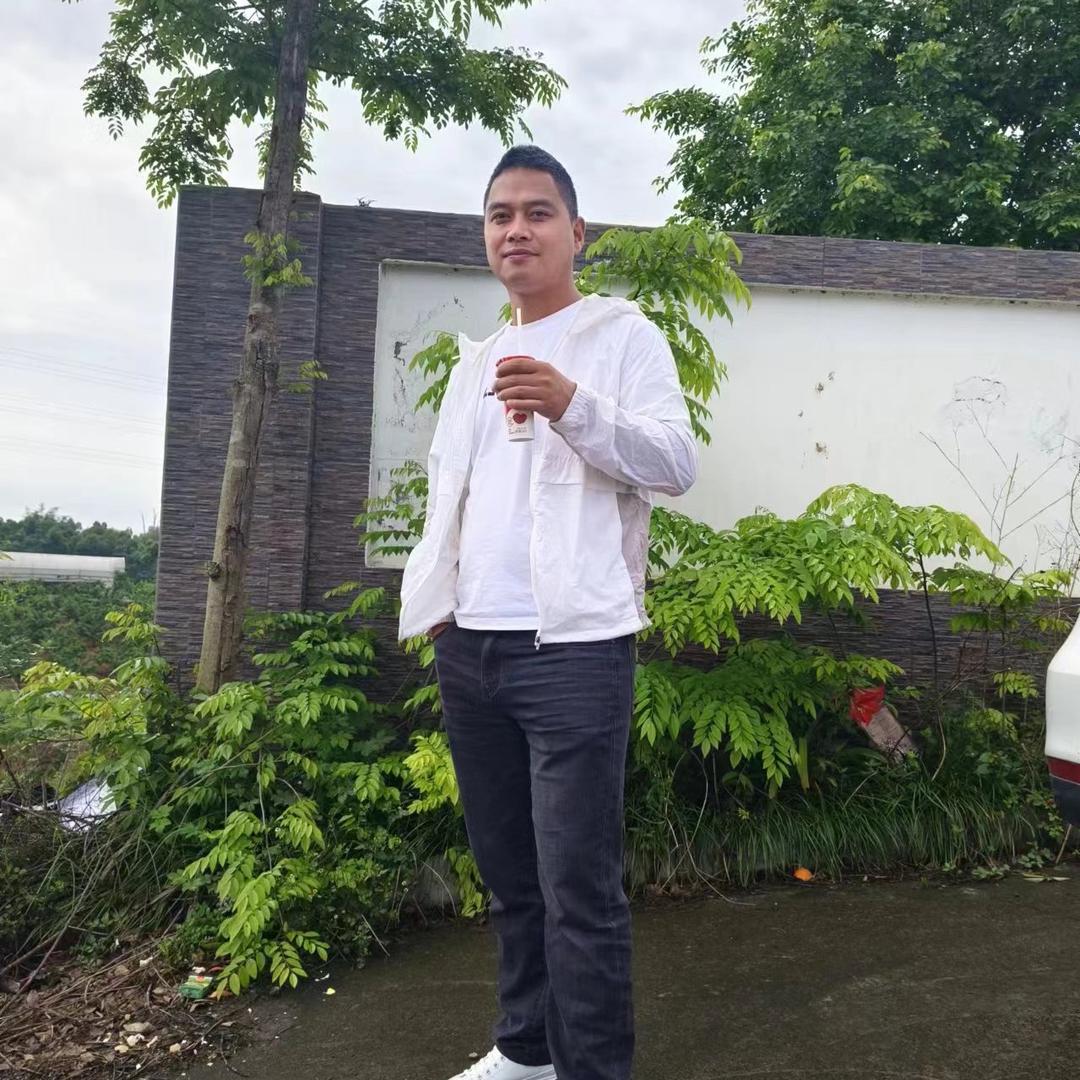 小黑很靠谱（吉林地雷瓜代收）