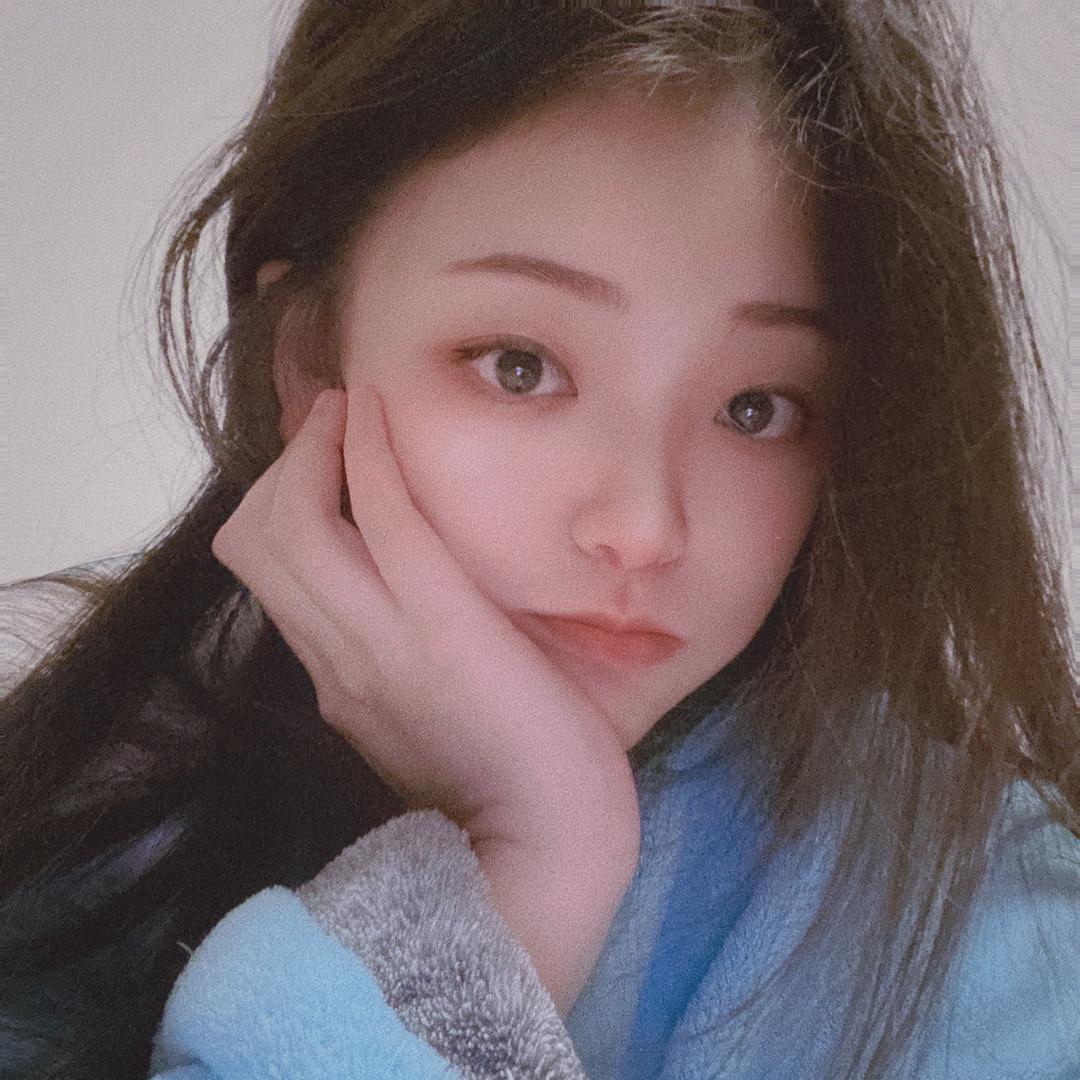 汐璟年。