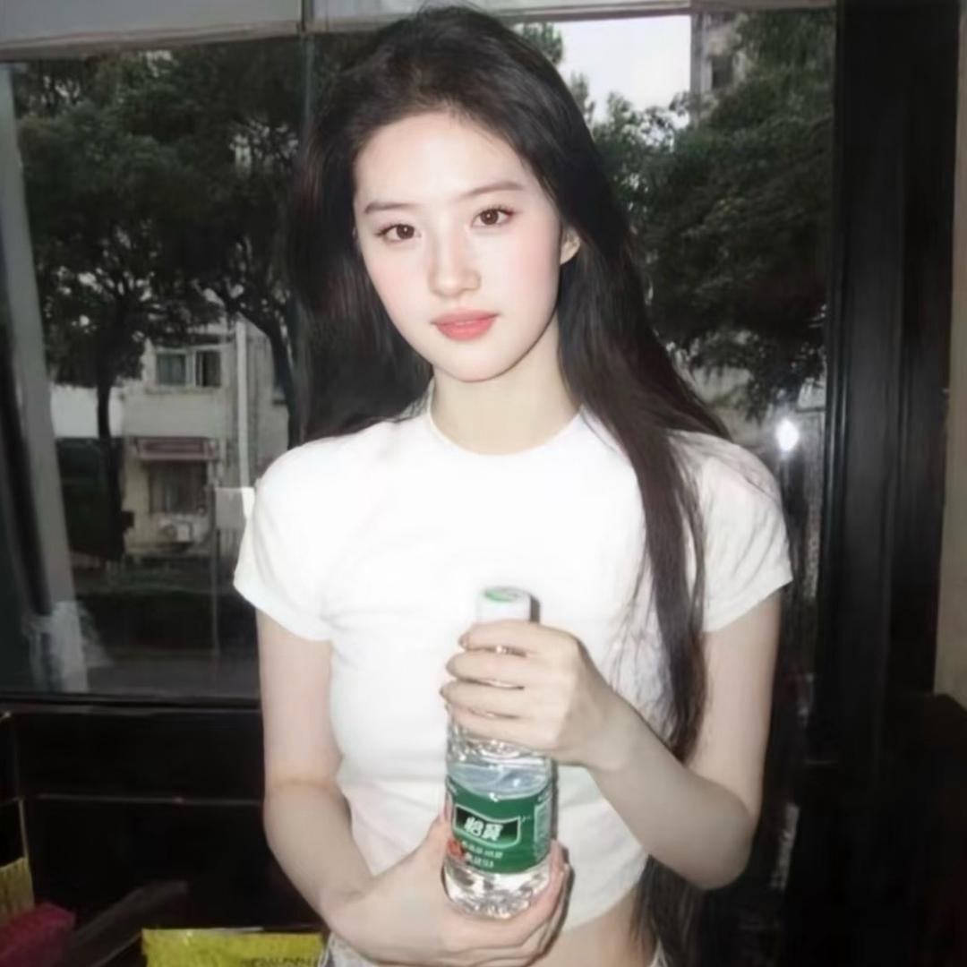 大家好我是悦悦