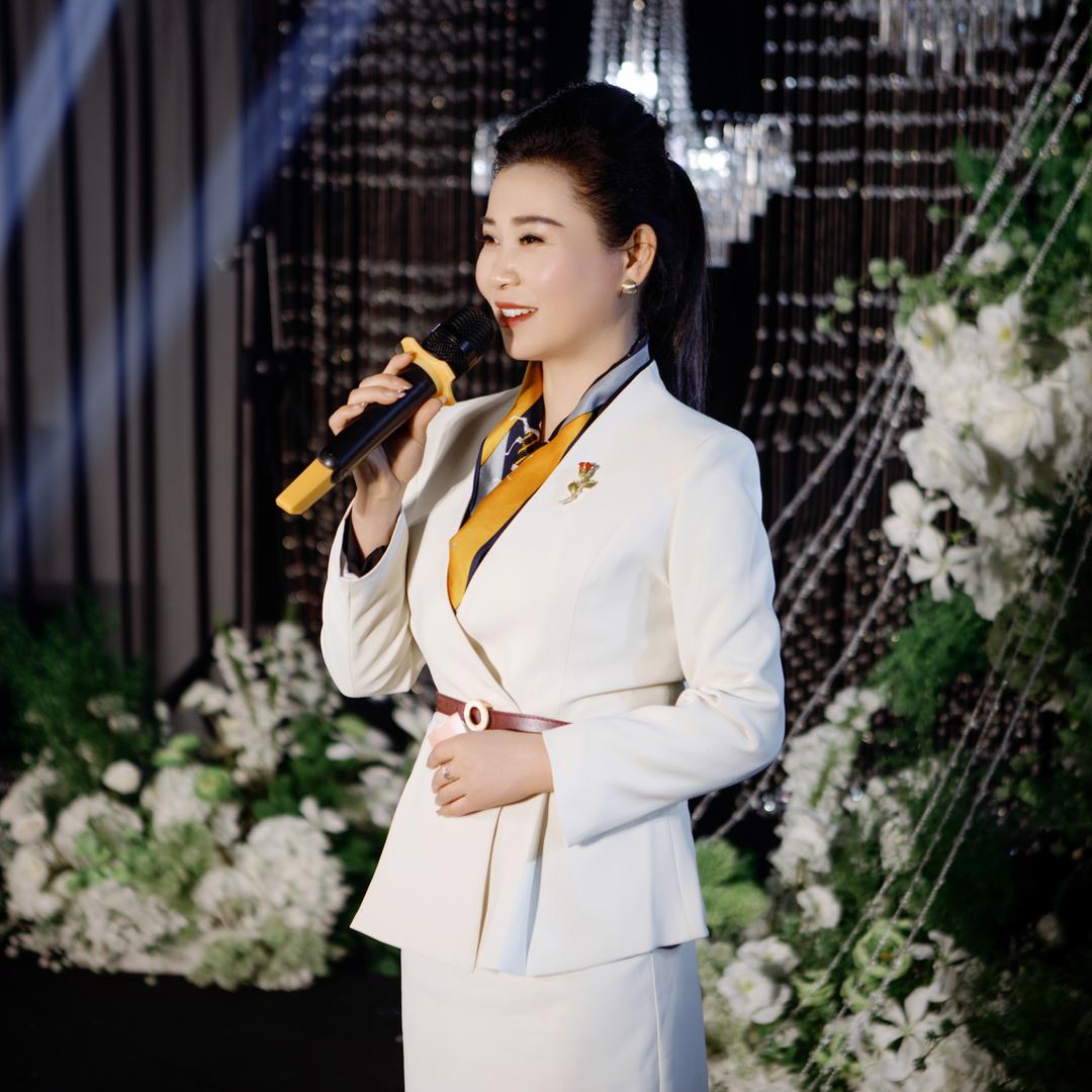 卢氏旷世盛典婚礼「卢丽华」