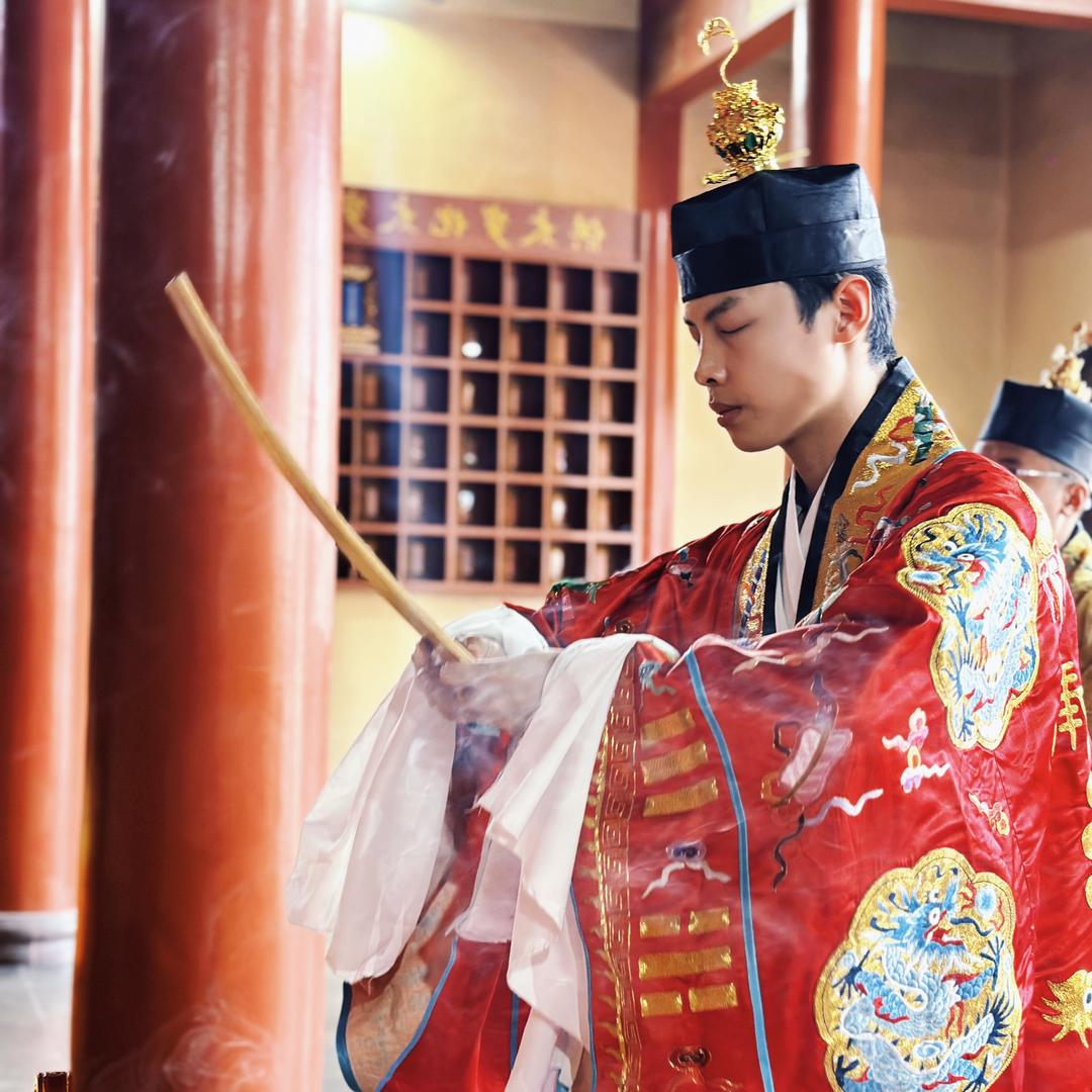 神威如在