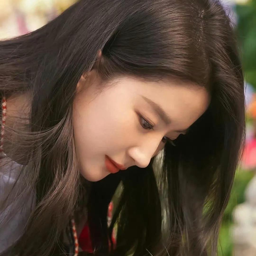 才没有脸红呢呀