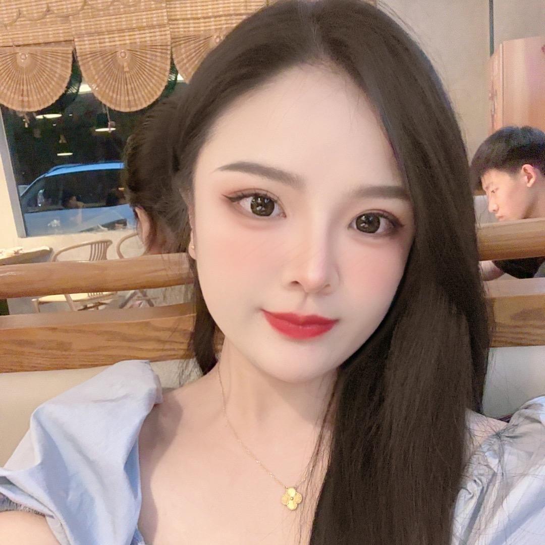 可爱的芳宝❤️