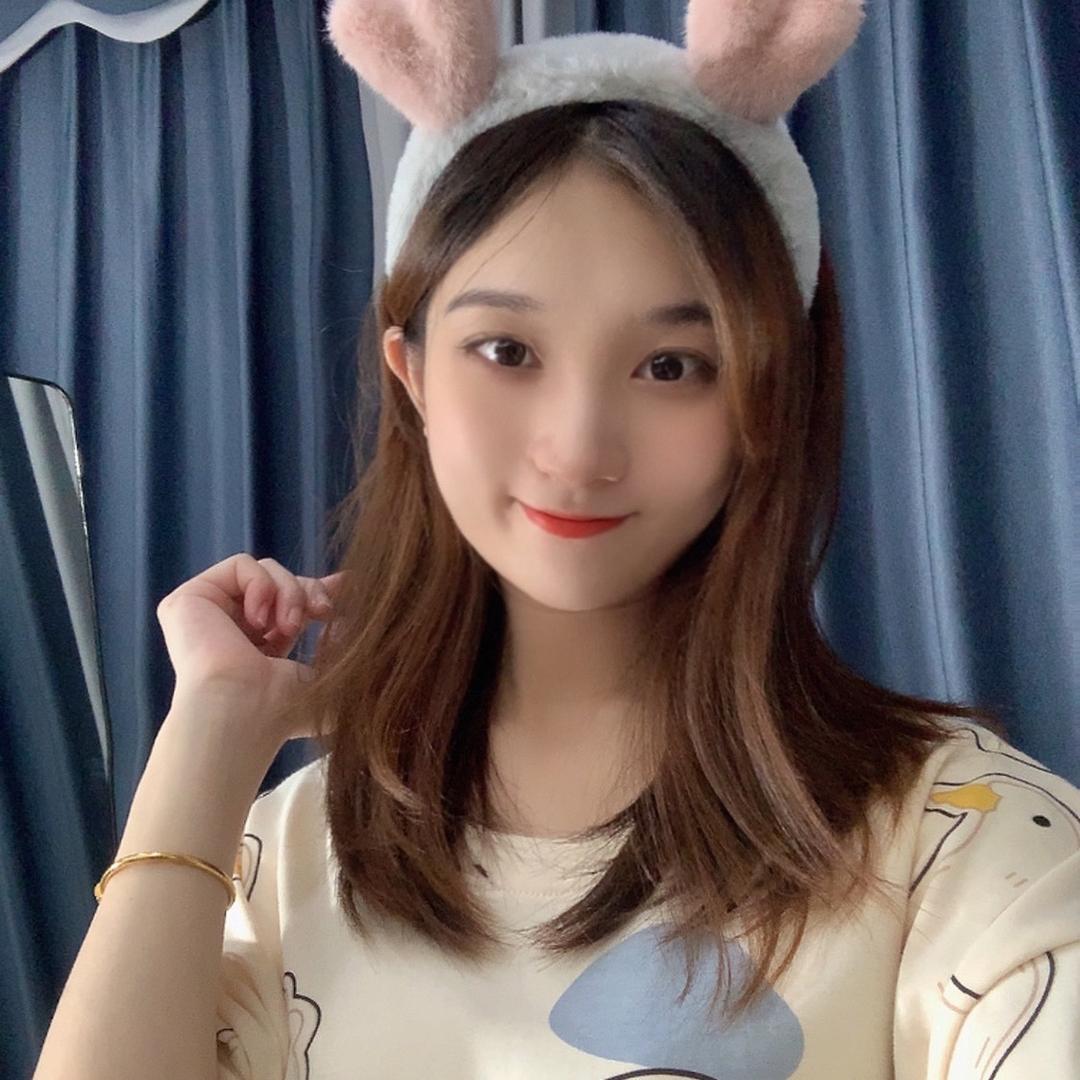 伊梦琪服装专柜店