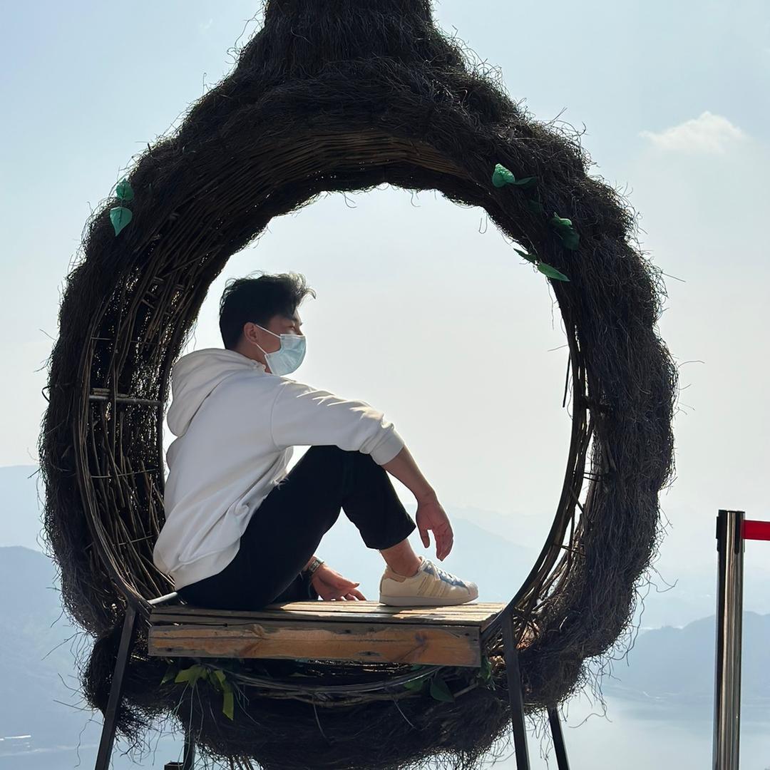 小胡在农村