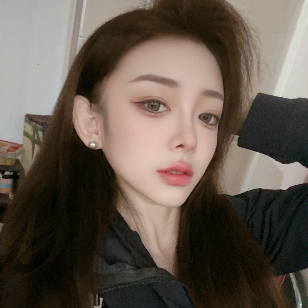梦云海服饰店