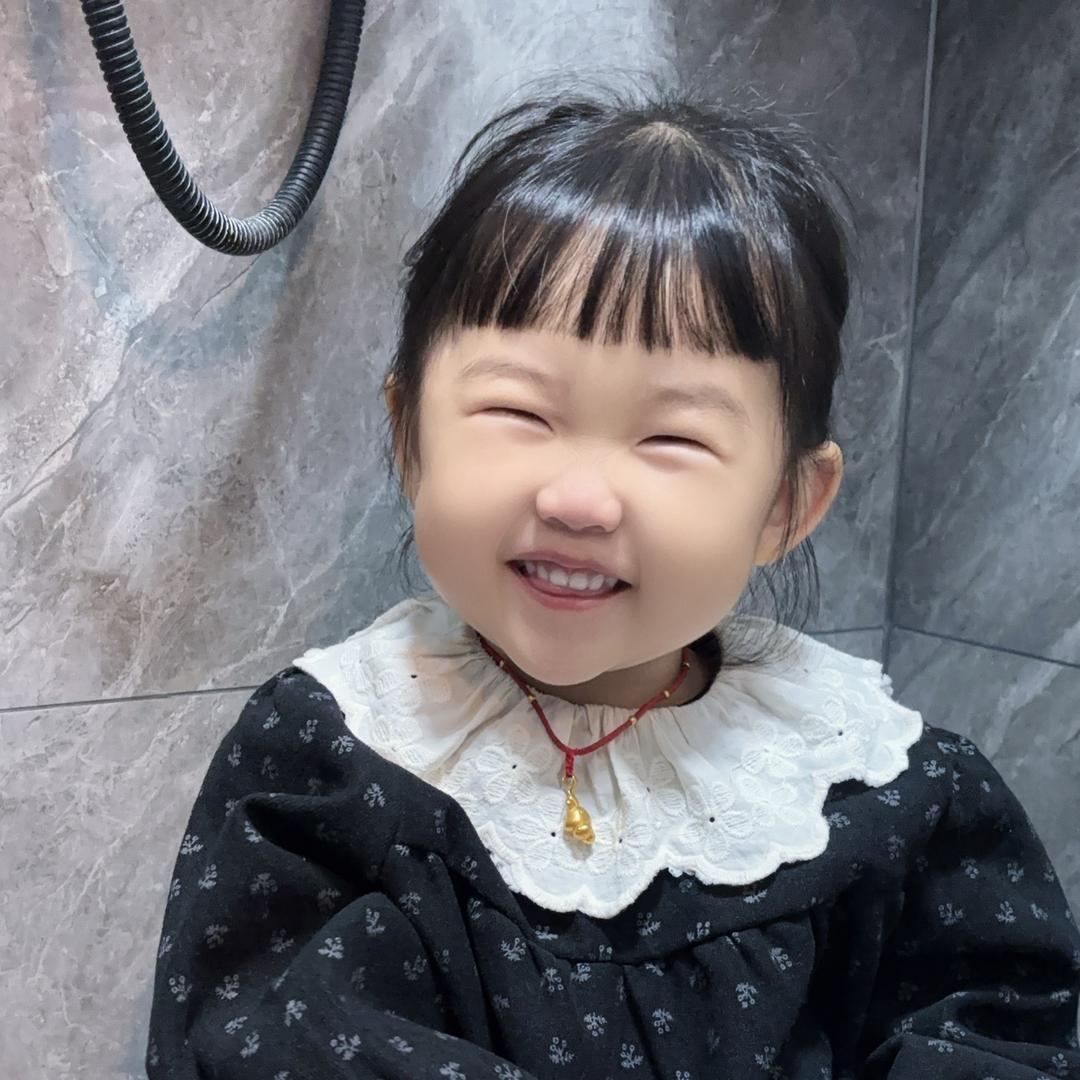 小四月👩