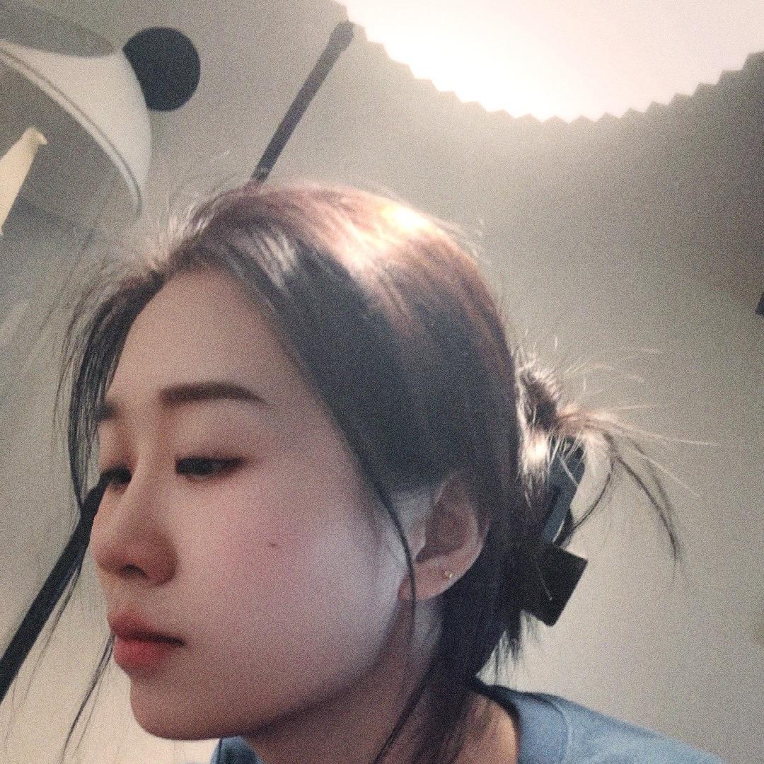 🌈冷眸ゞ🌈
