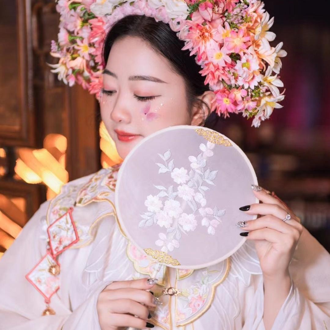 是小小