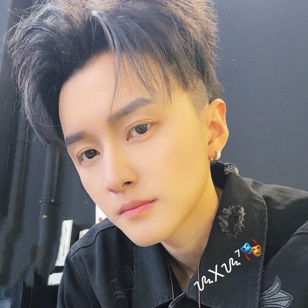 ᝰXᝰ⁷昊蒙专属🎭