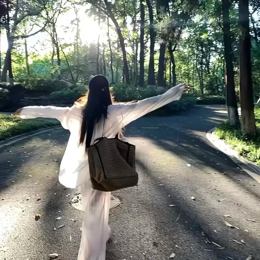 小阳💭