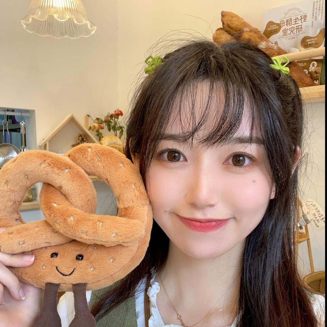 艾栗纱鲜虾堡