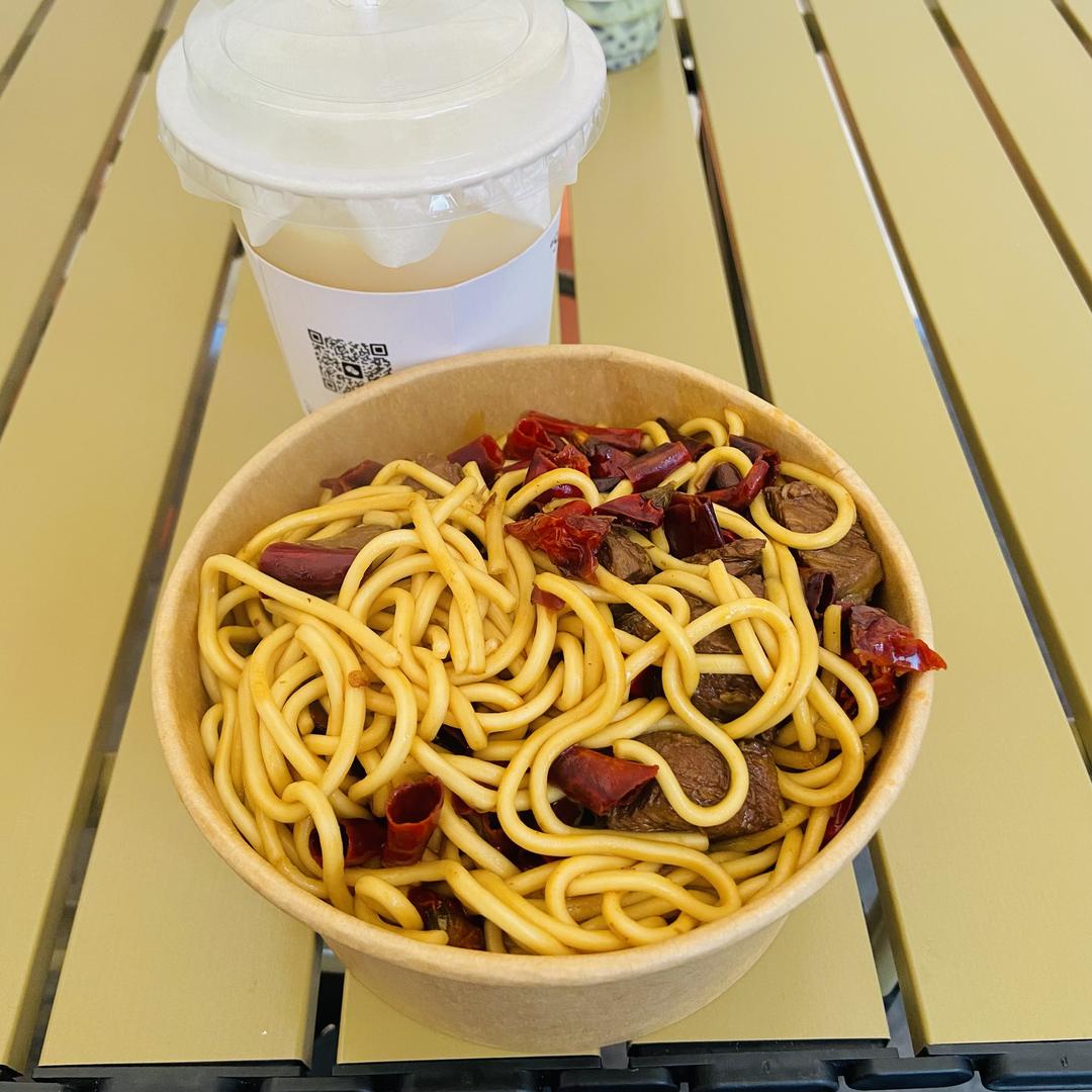来凤冒烟辣牛肉面