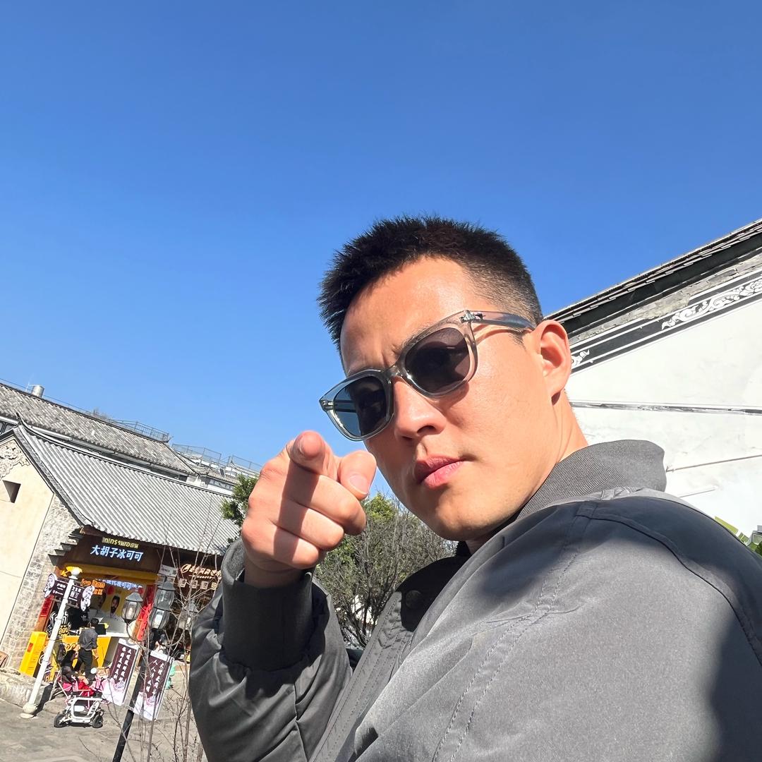 建川