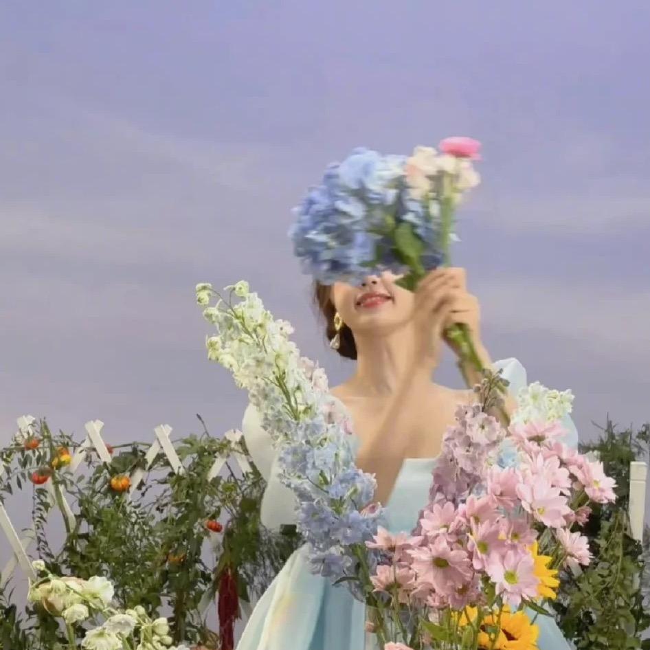 芯铃花卉