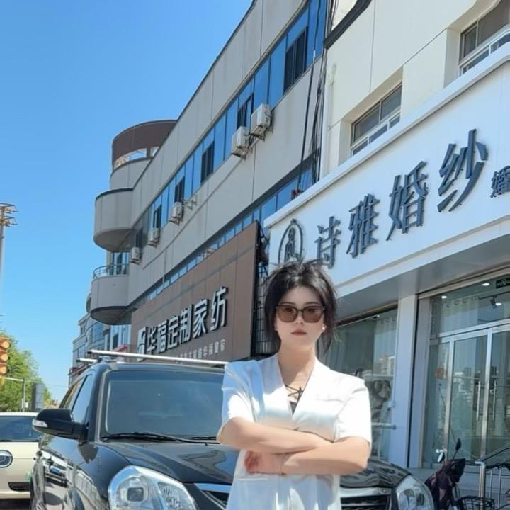 诗雅婚纱·阿萌