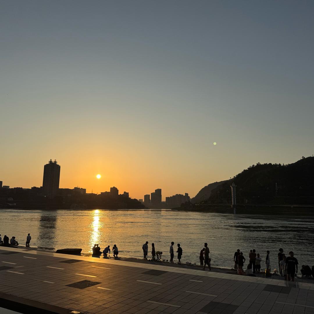 不愿意透露姓名的网友