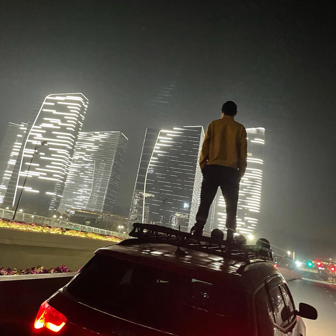 行走的开瓶器
